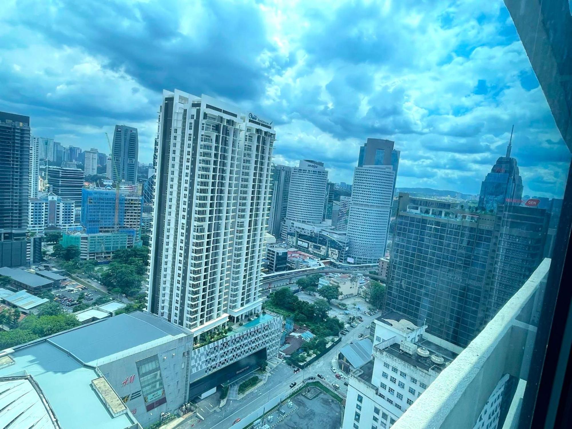 The Luxe Suites Infinitum Klcc Kuala Lumpur Exterior photo